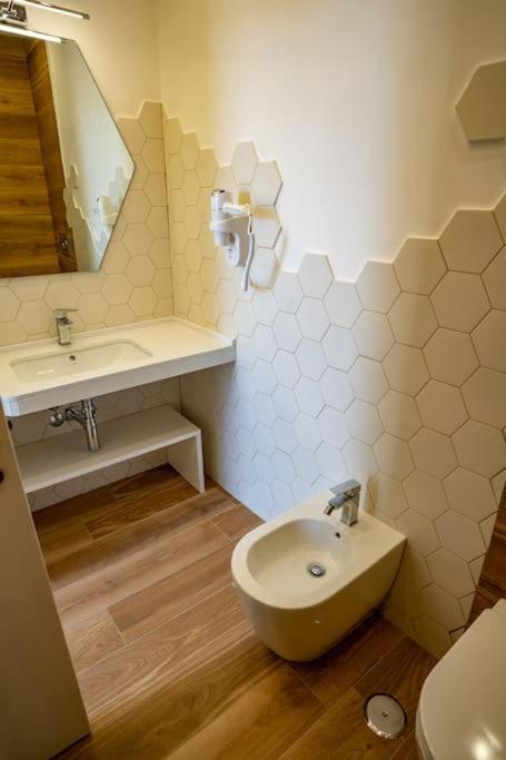 Aquamar Bed And Breakfast Кротоне Экстерьер фото